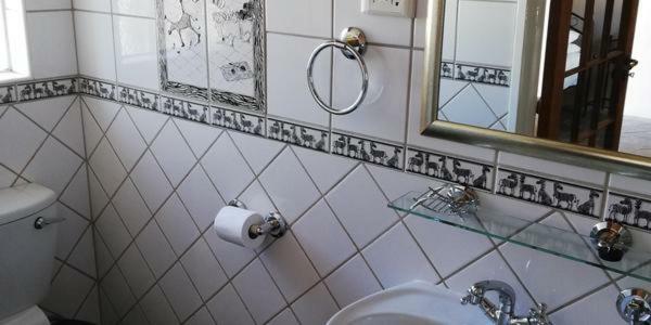 Anandi Guesthouse Mariental Eksteriør billede