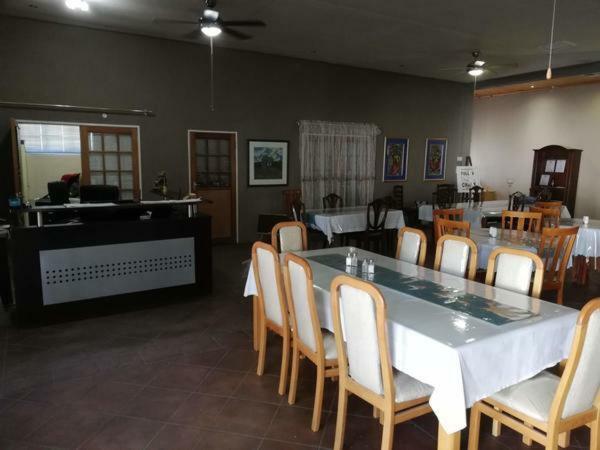 Anandi Guesthouse Mariental Eksteriør billede