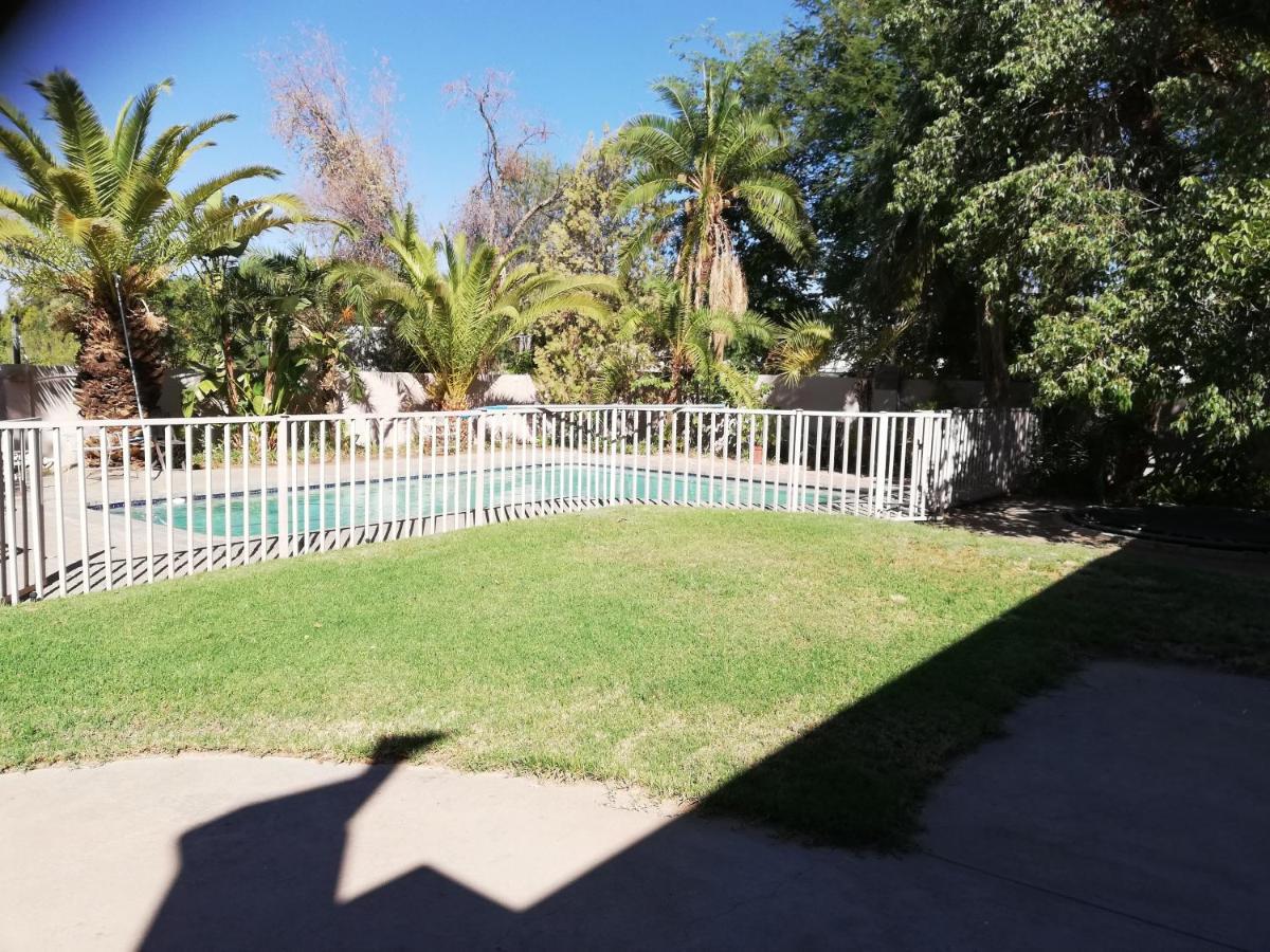Anandi Guesthouse Mariental Eksteriør billede